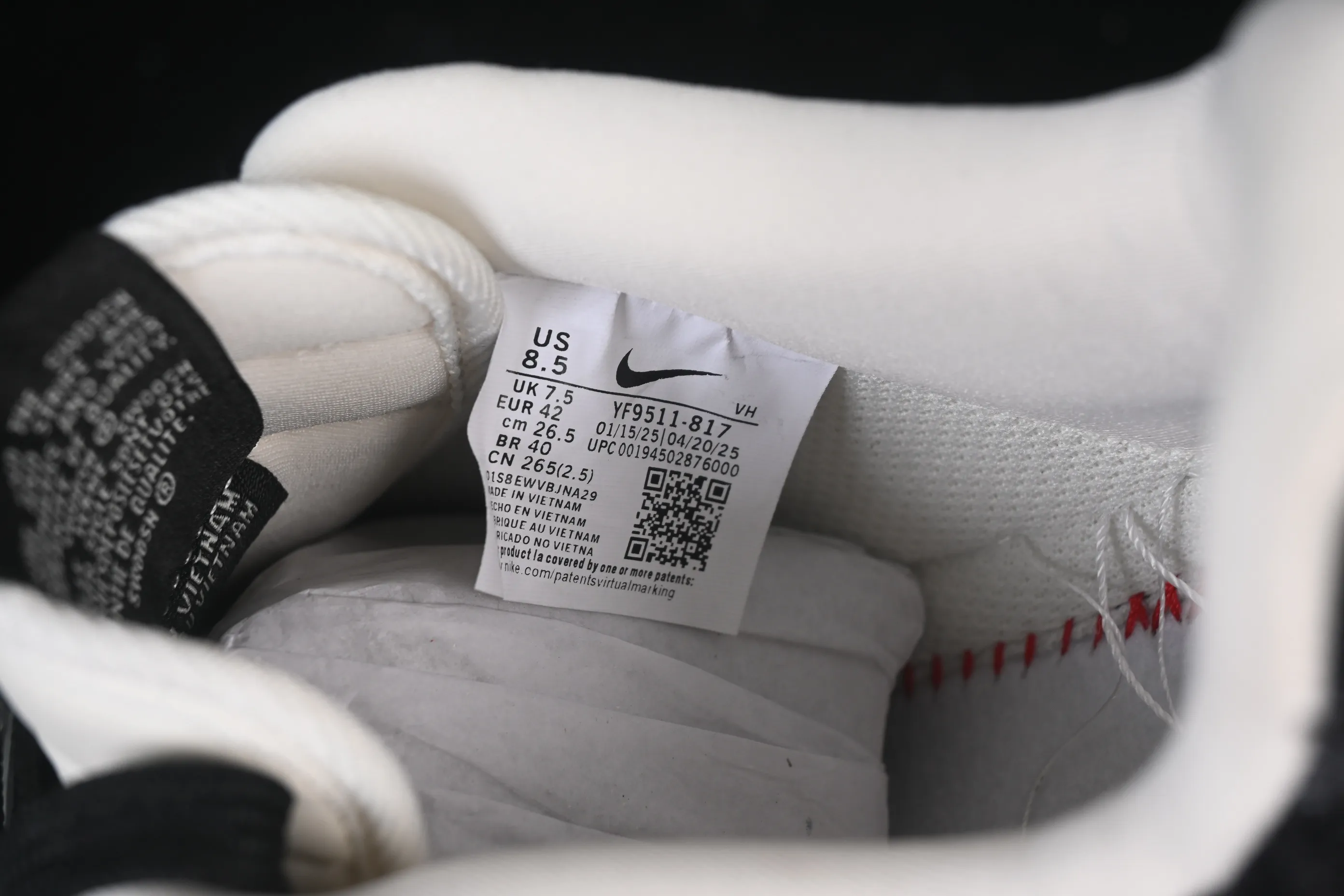 All categories Nk Air Force 1 Air Force series Nk Air Force 1 Low Air Force low-top Nike Air Force 1'07 Low LV joint white and black Air Force 1 low-top casual sneakers YF9511-817